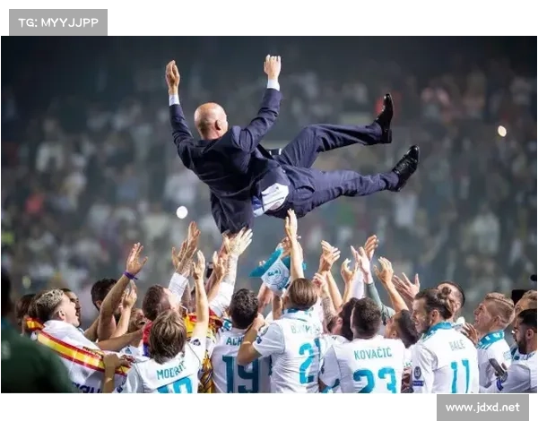 埃弗拉比赛风格解析及其在场上表现特点的深度剖析